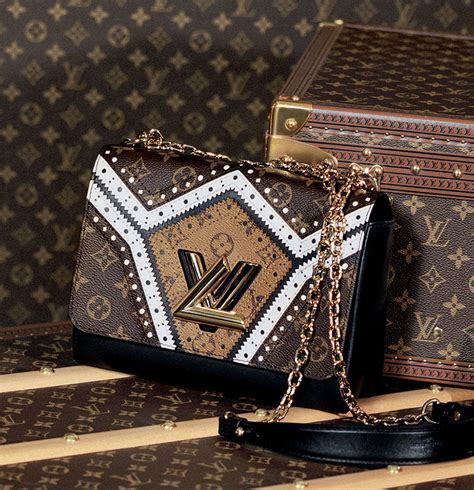 lv new release 2017|Louis Vuitton Fall 2017 Ready.